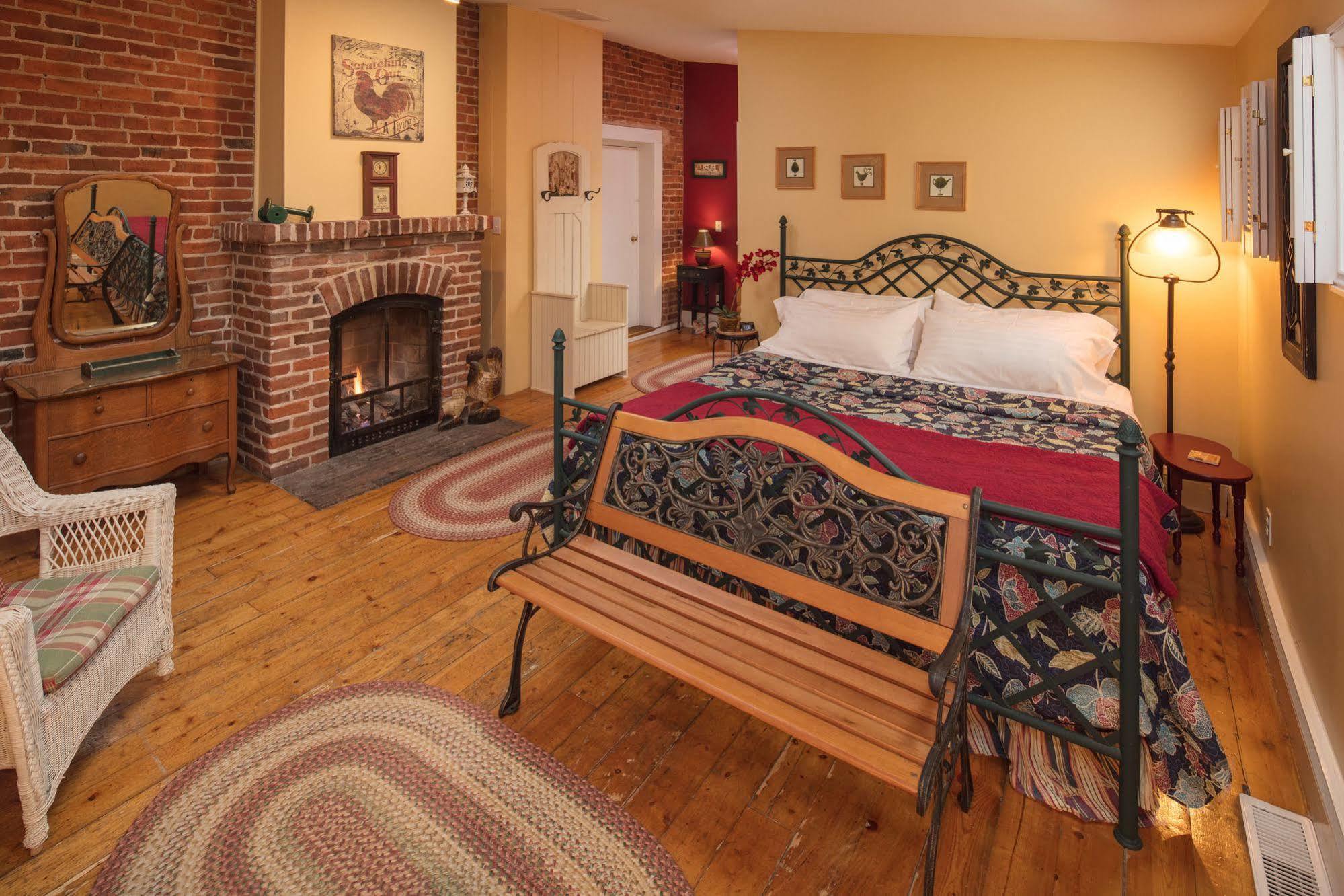 Farmers Bed & Breakfast Galena
